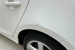 valkoinen Volvo V40 2013 kuva 27.