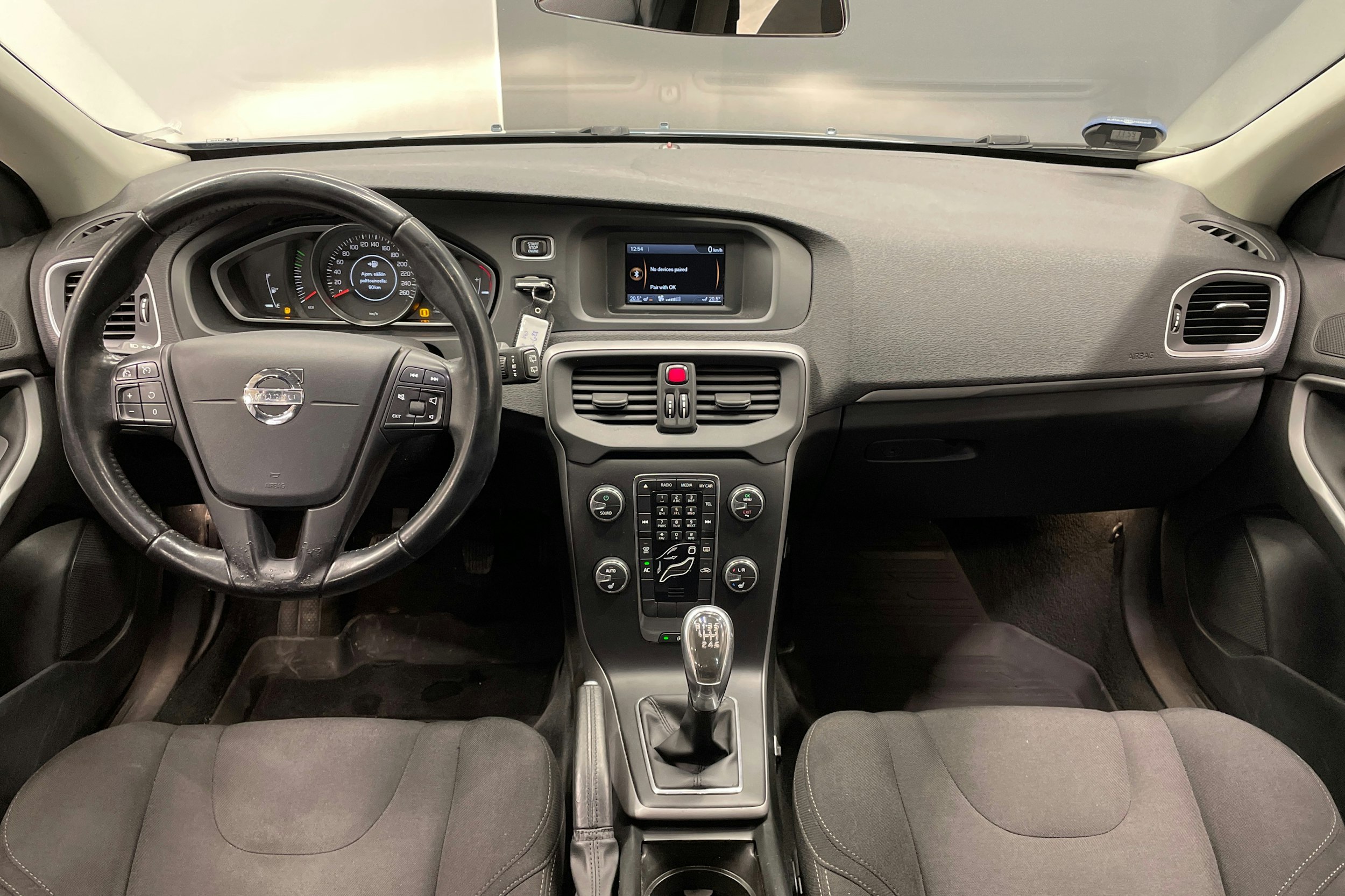 sininen Volvo V40 2013 kuva 7.