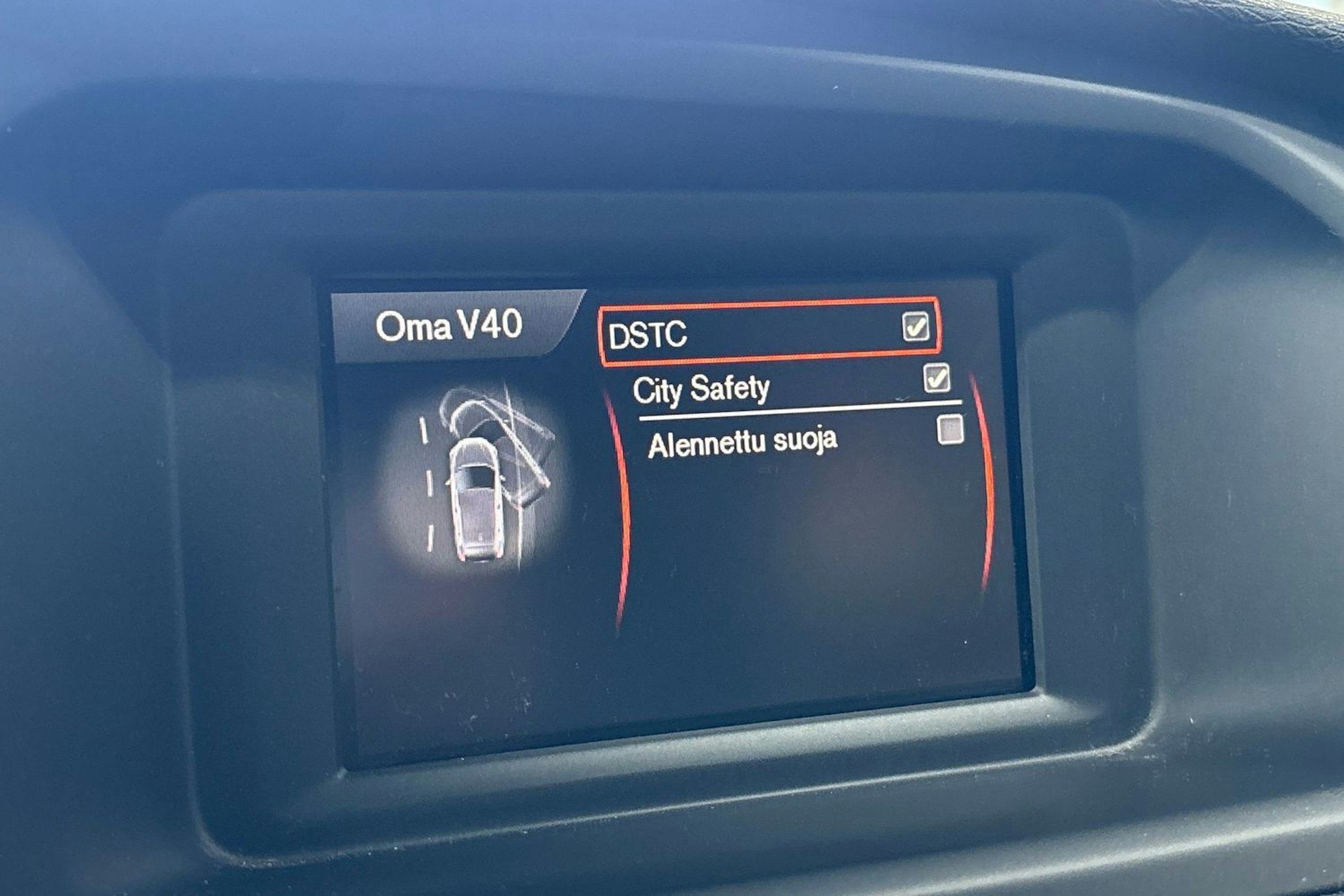 Musta Volvo V40 2013 kuva 18.