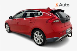 punainen Volvo V40 2014 kuva 2.