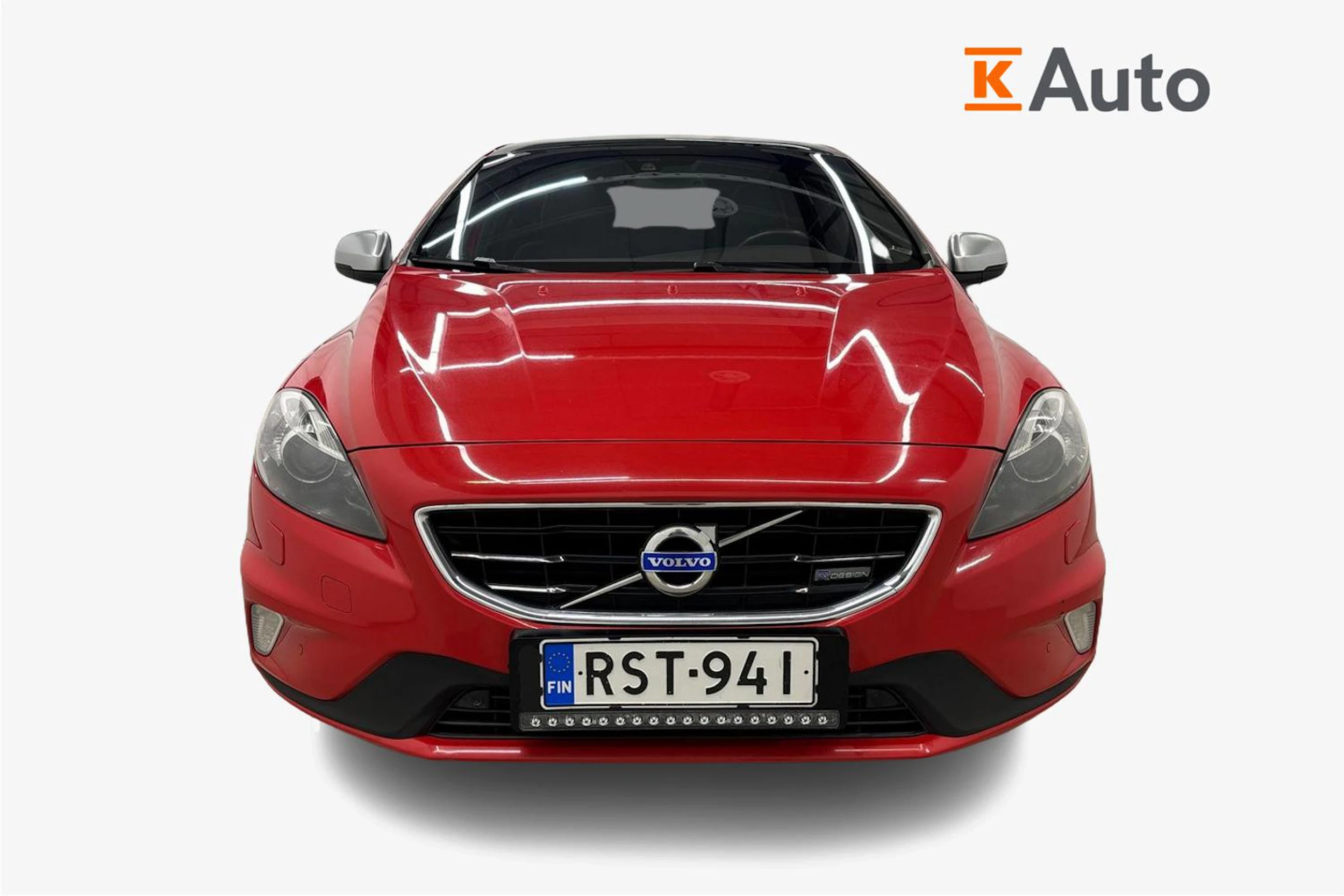 punainen Volvo V40 2014 kuva 5.