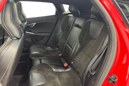 punainen Volvo V40 2014 kuva 10.