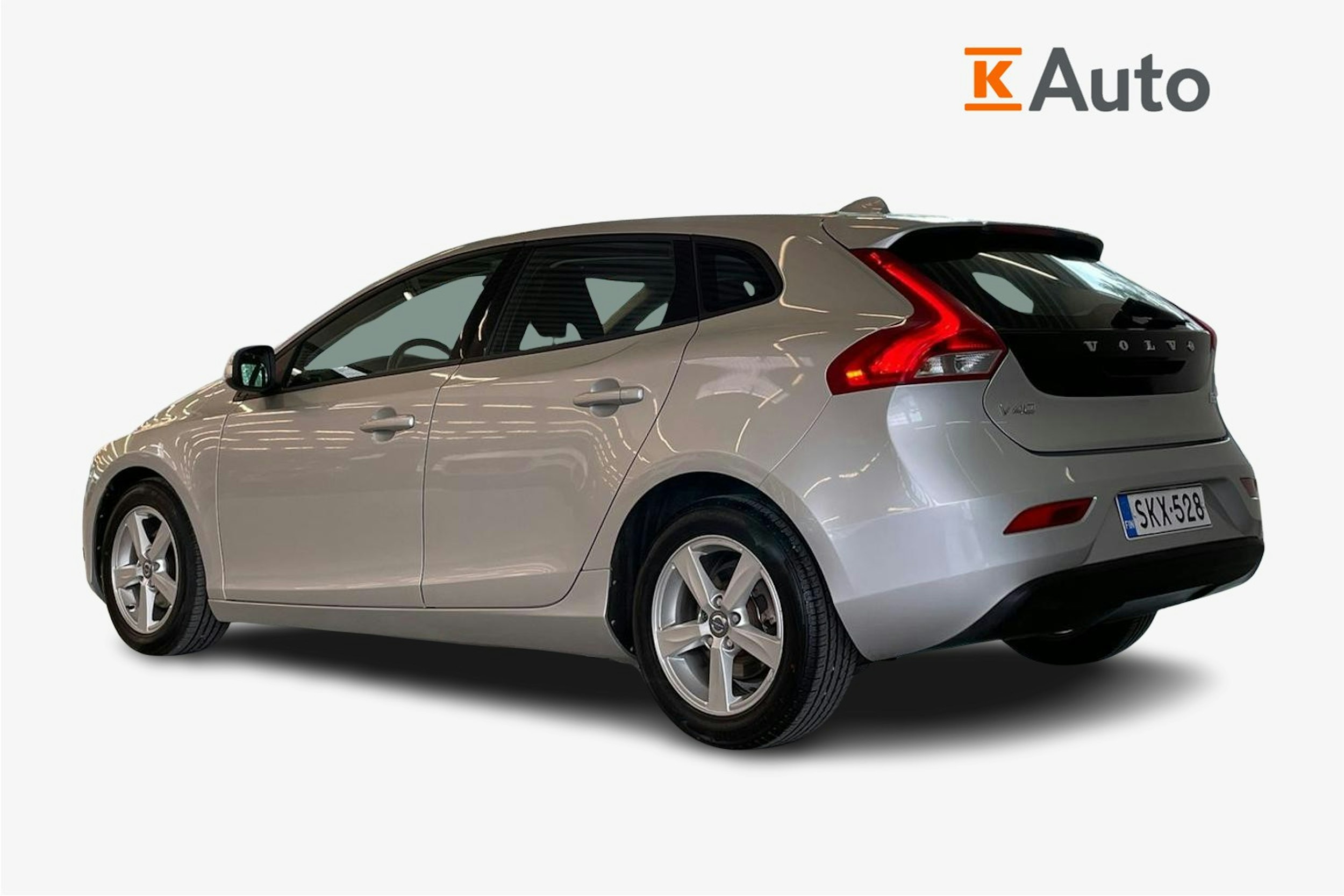 Harmaa Volvo V40 2013 kuva 2.