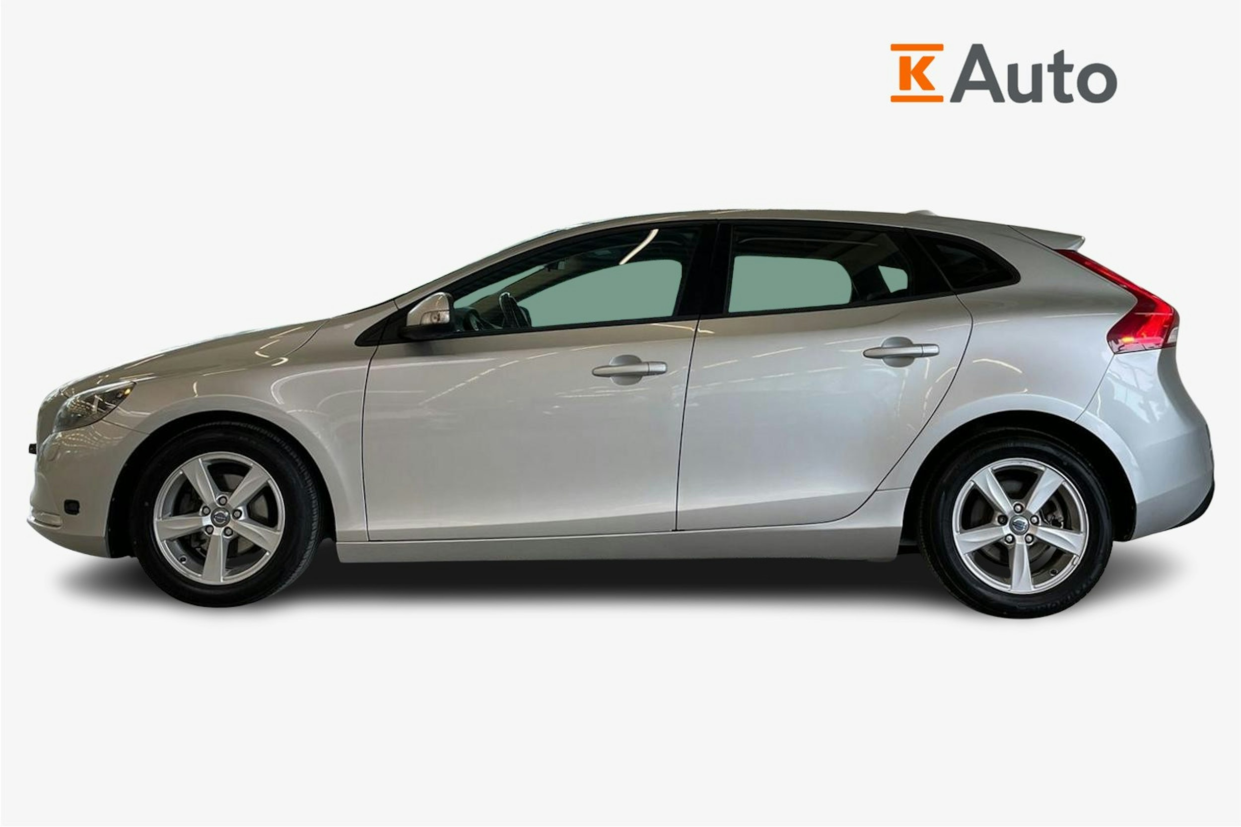 Harmaa Volvo V40 2013 kuva 6.