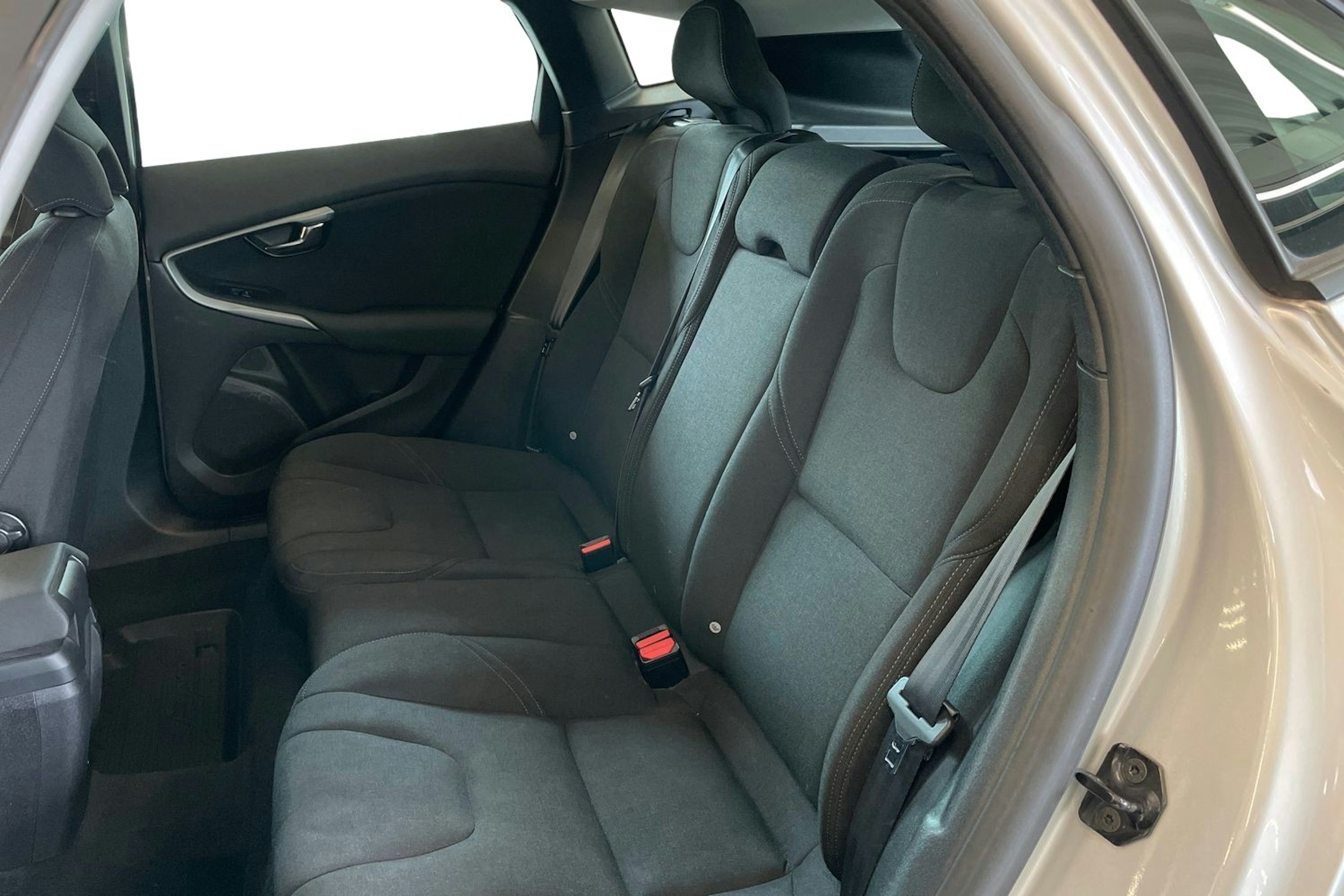 Harmaa Volvo V40 2013 kuva 10.