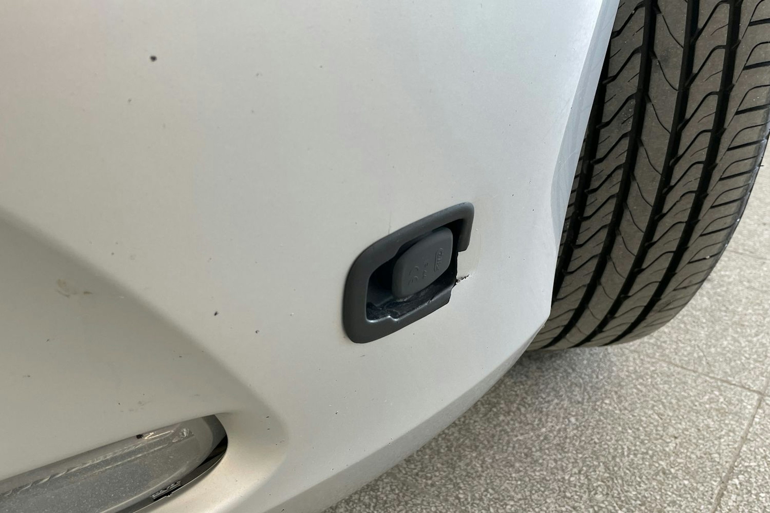 Harmaa Volvo V40 2013 kuva 23.