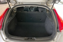 Harmaa Volvo V40 2013 kuva 25.