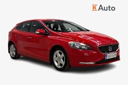 Punainen Volvo V40 2013 kuva 1.