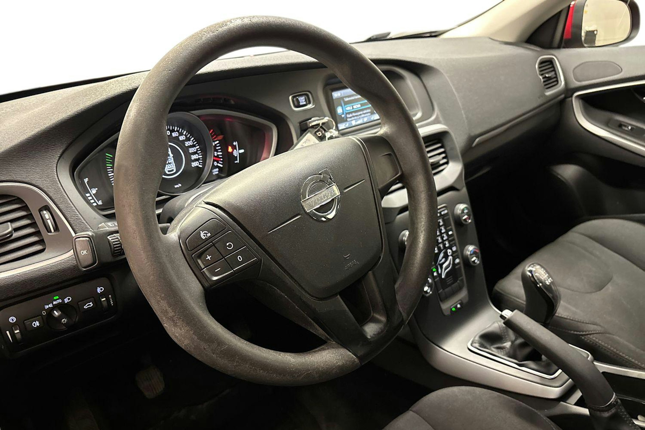 Punainen Volvo V40 2013 kuva 7.