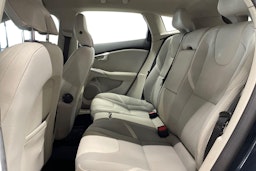 Sininen Volvo V40 2013 kuva 10.