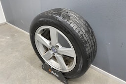 Sininen Volvo V40 2013 kuva 14.