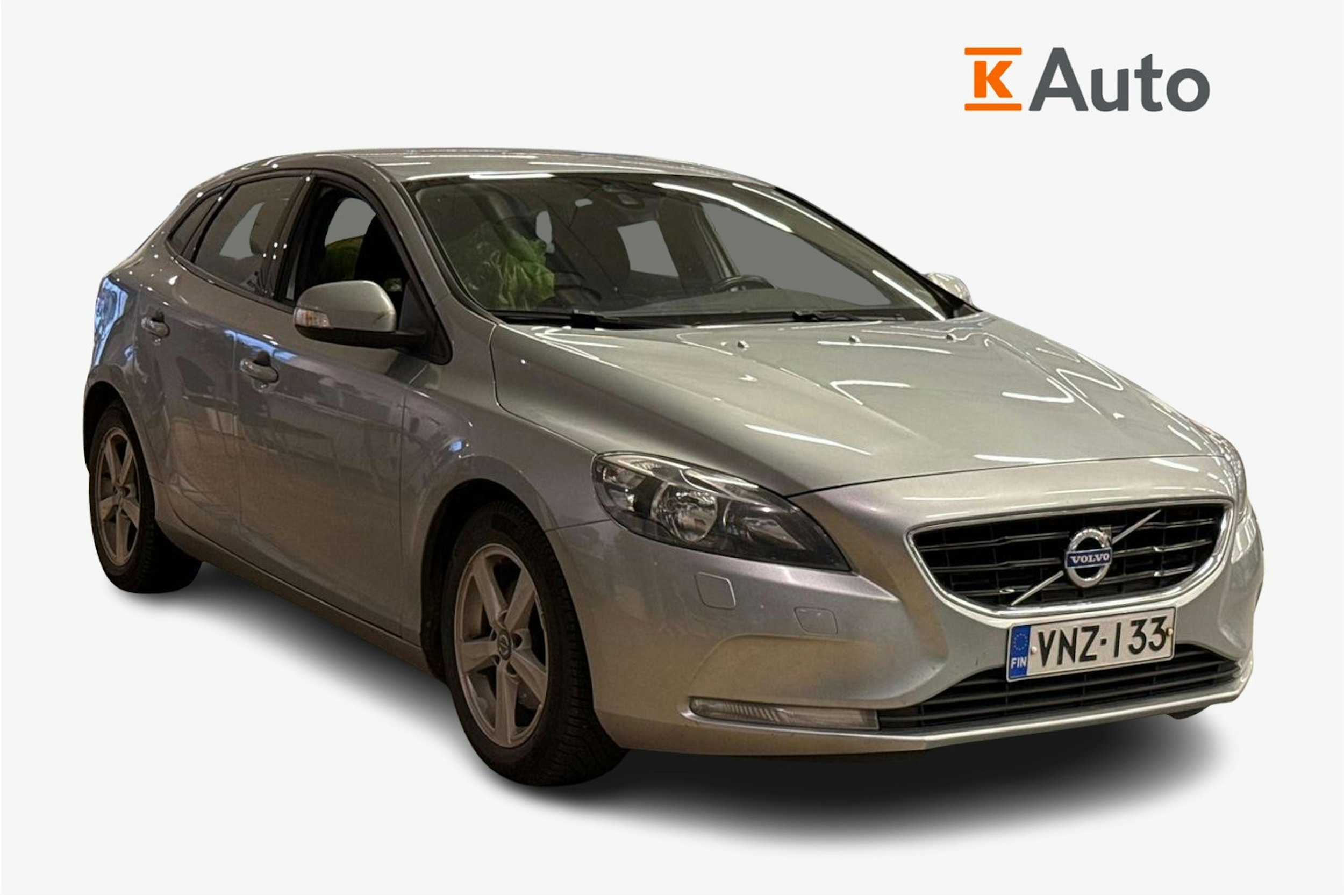 harmaa Volvo V40 2013 kuva 1.