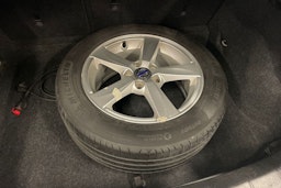 harmaa Volvo V40 2013 kuva 13.