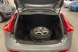 harmaa Volvo V40 2013 kuva 14.