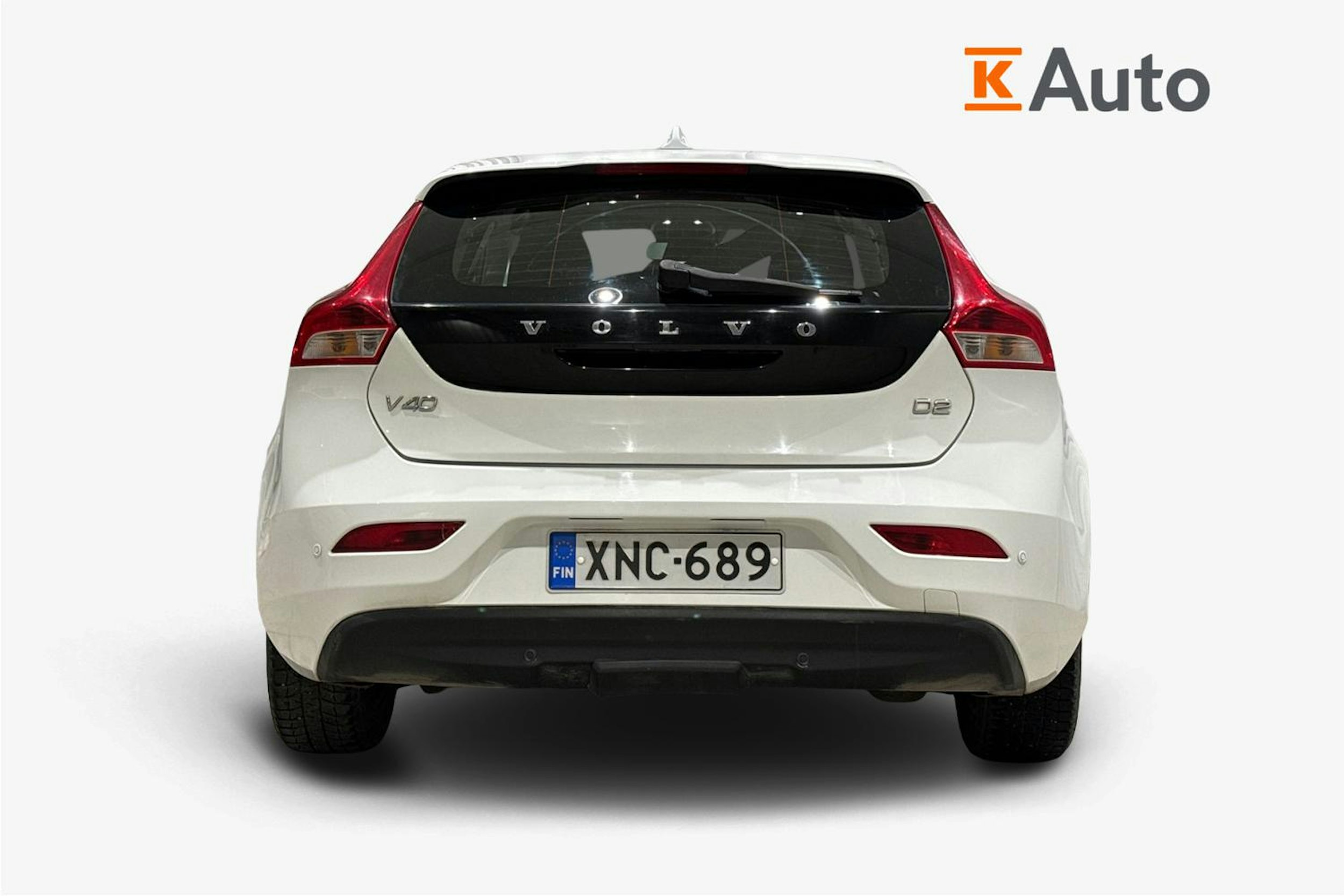 valkoinen Volvo V40 2013 kuva 3.