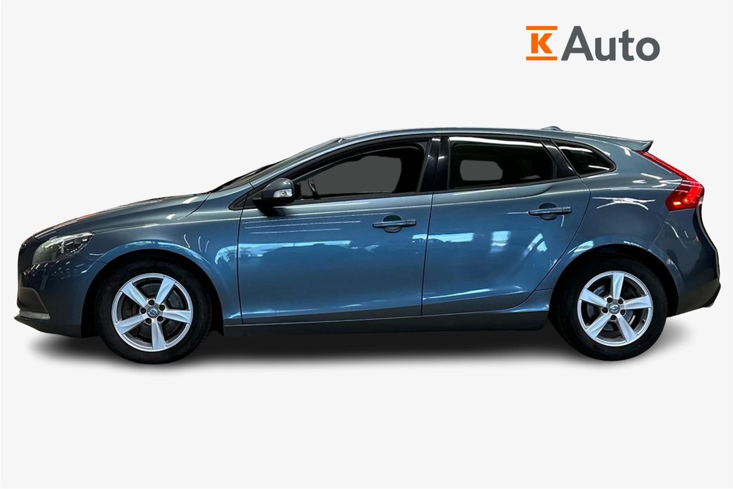 sininen Volvo V40 2013 kuva 5.