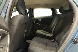 sininen Volvo V40 2013 kuva 8.