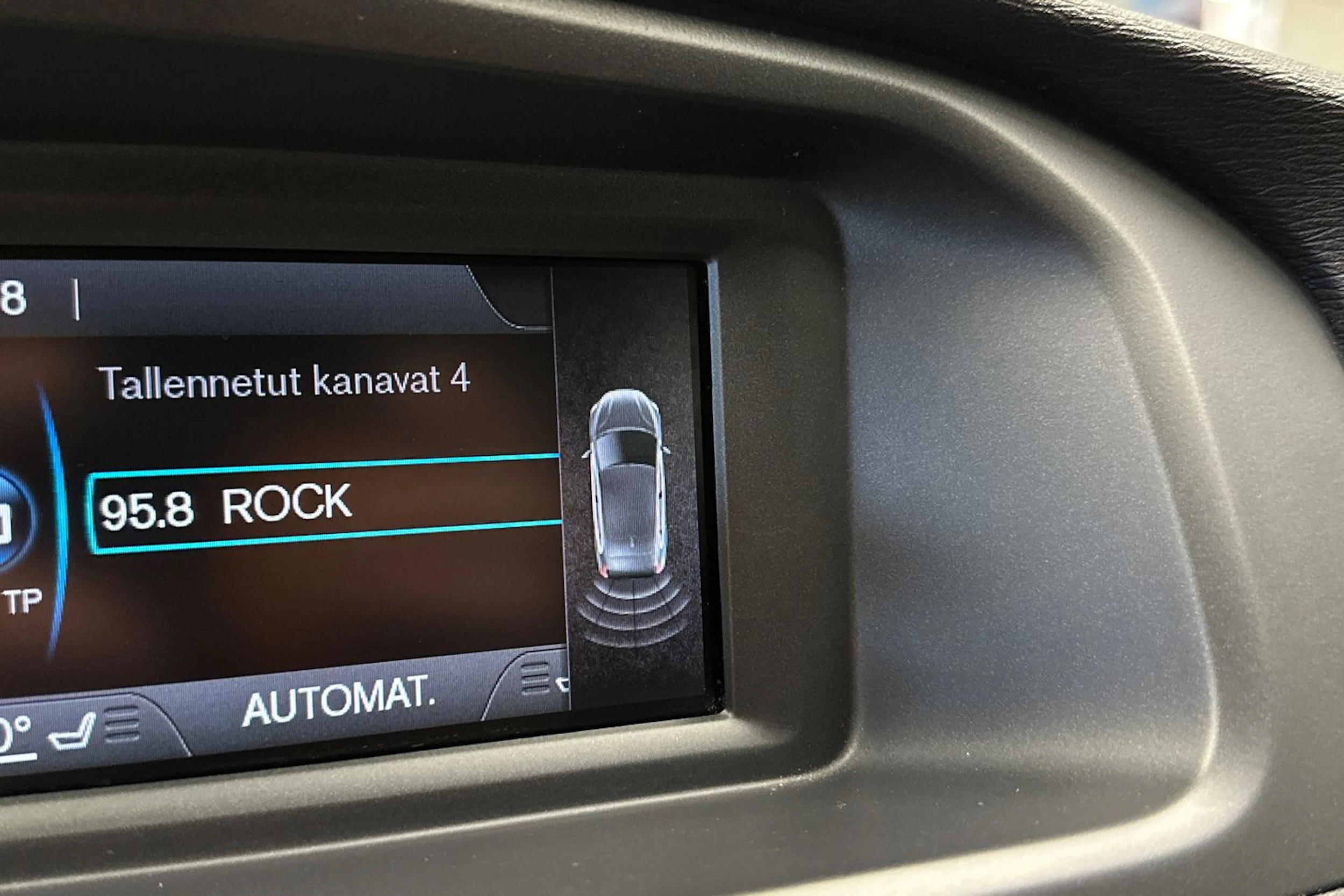 sininen Volvo V40 2013 kuva 13.