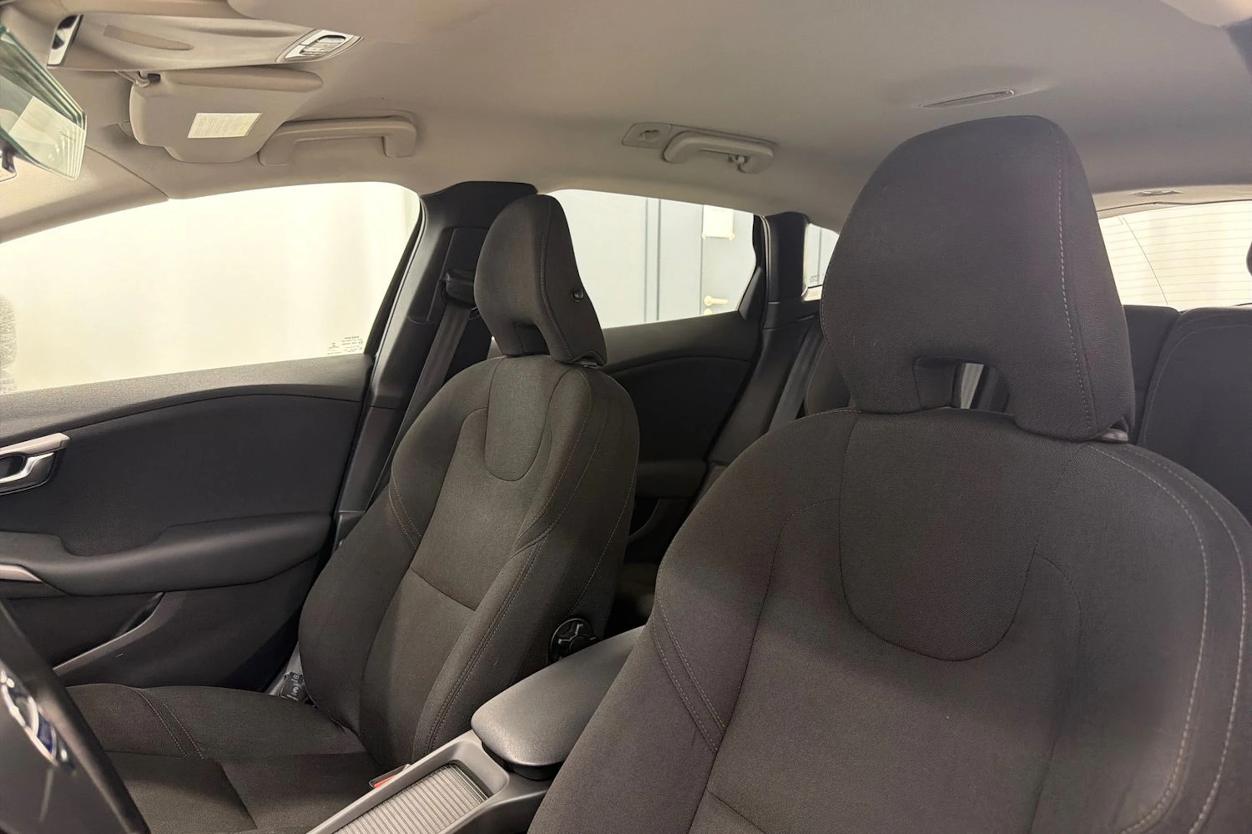 musta Volvo V40 2014 kuva 21.