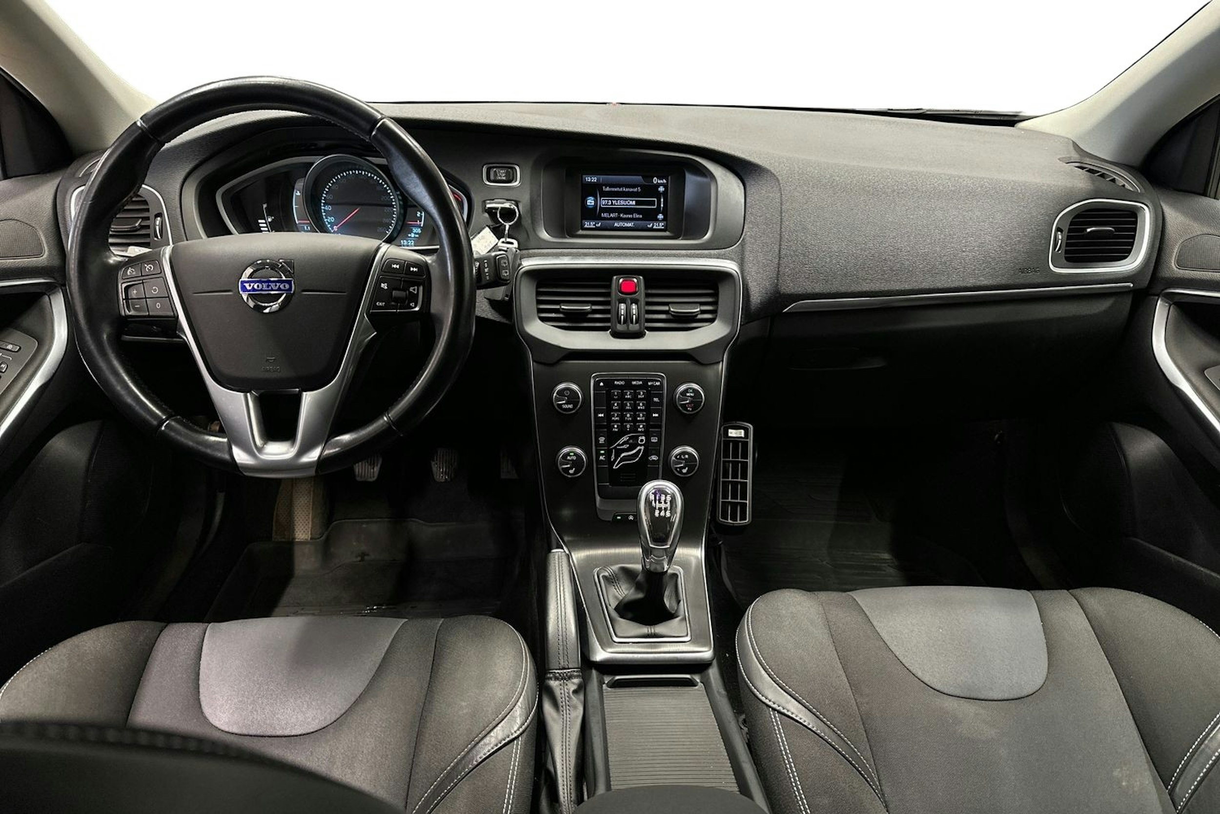 harmaa Volvo V40 2014 kuva 9.
