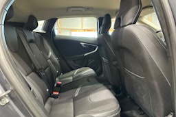 harmaa Volvo V40 2014 kuva 14.
