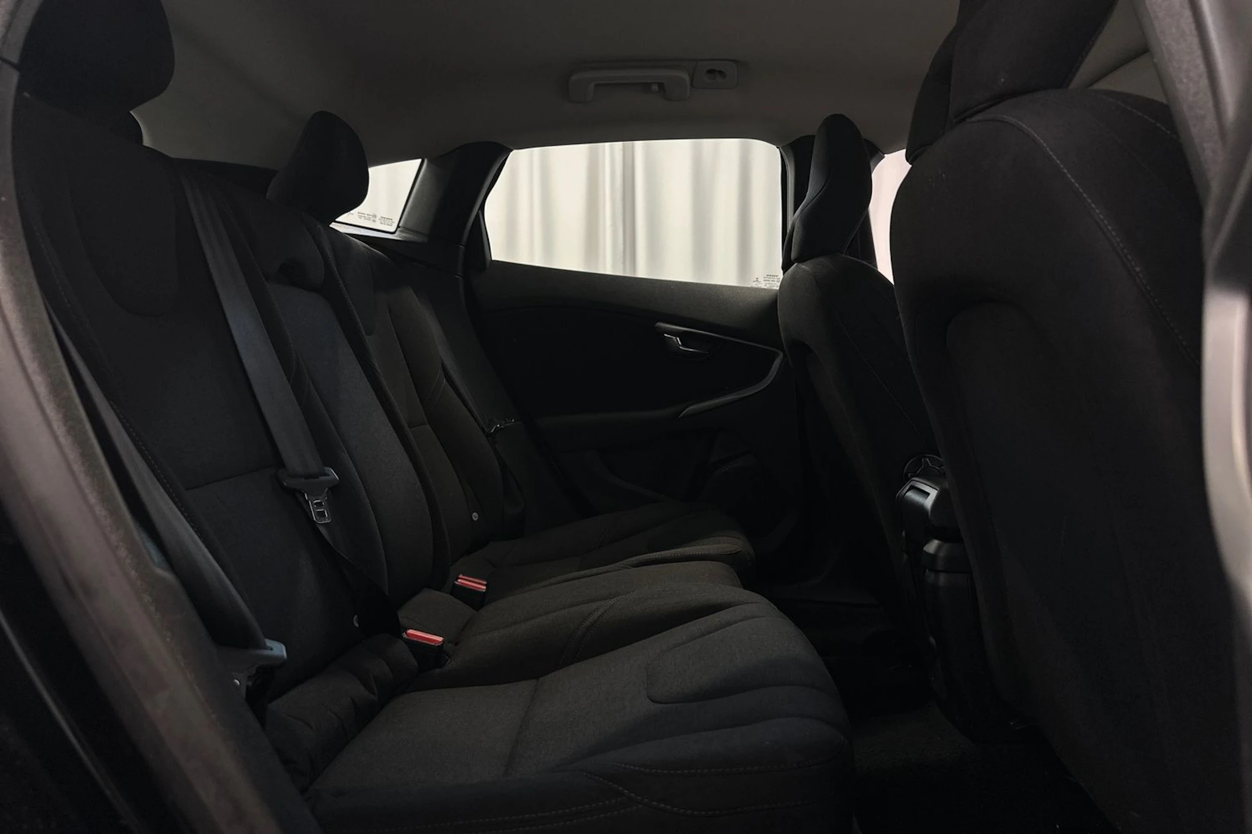 musta Volvo V40 2014 kuva 10.