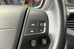 musta Volvo V40 2014 kuva 17.
