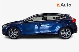 sininen Volvo V40 2014 kuva 6.