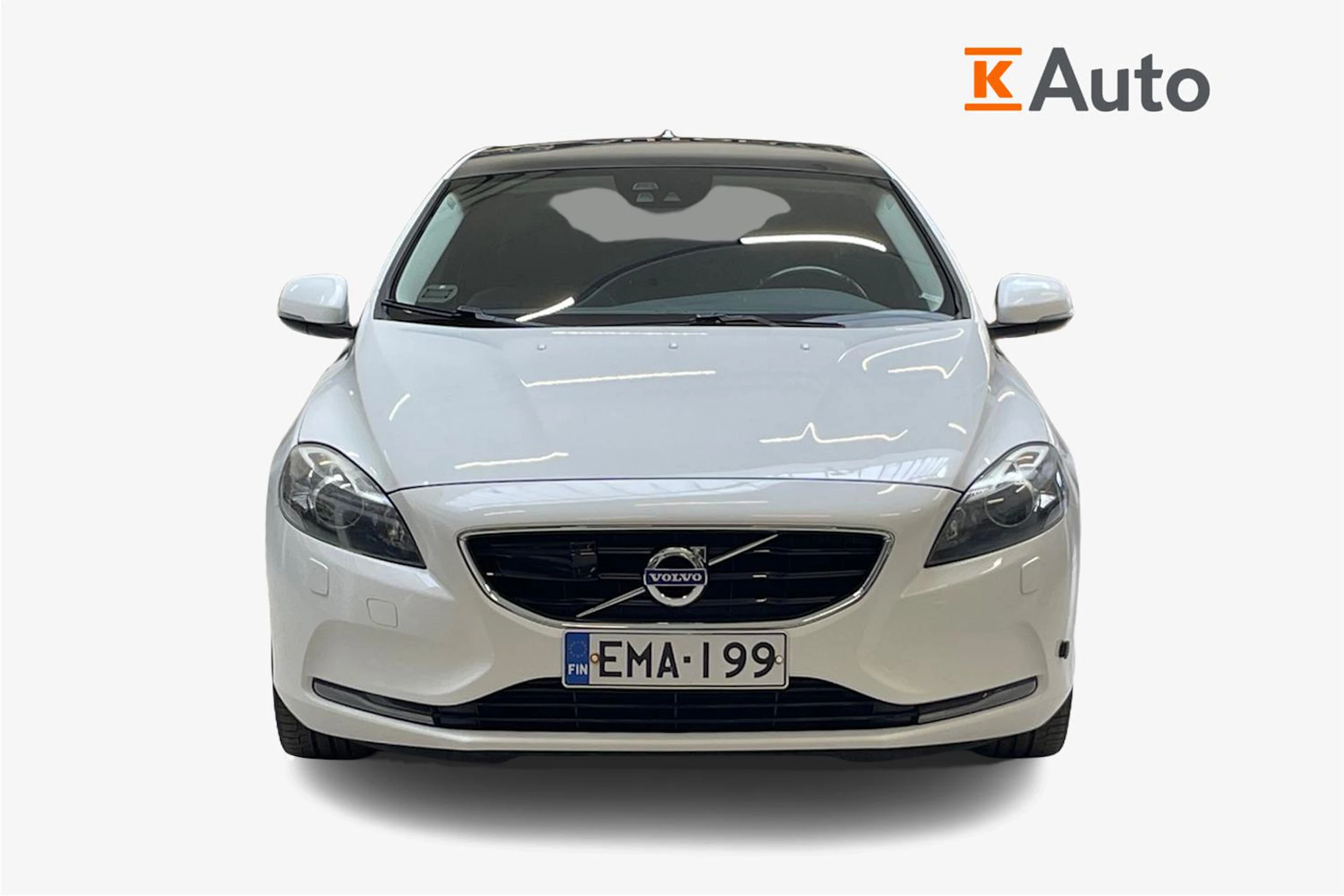 valkoinen Volvo V40 2014 kuva 4.