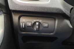 valkoinen Volvo V40 2014 kuva 25.