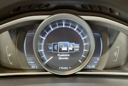 valkoinen Volvo V40 2014 kuva 30.