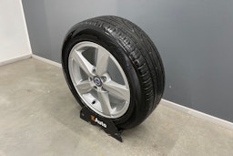 punainen Volvo V40 2014 kuva 14.