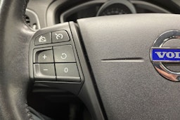 punainen Volvo V40 2014 kuva 20.