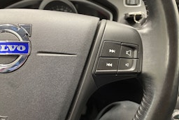 punainen Volvo V40 2014 kuva 21.