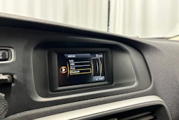 valkoinen Volvo V40 2014 kuva 21.