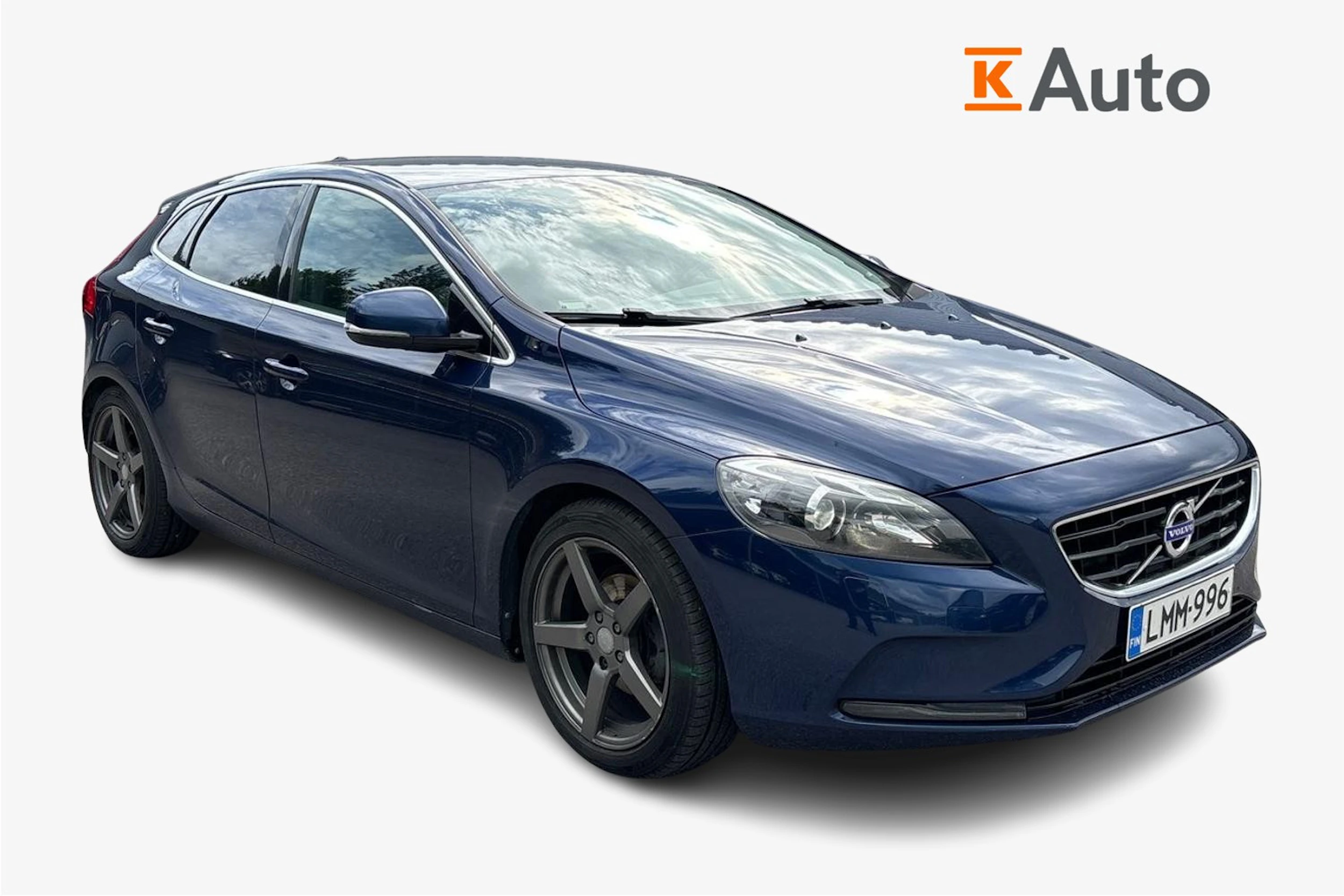 sininen Volvo V40 2014 kuva 1.