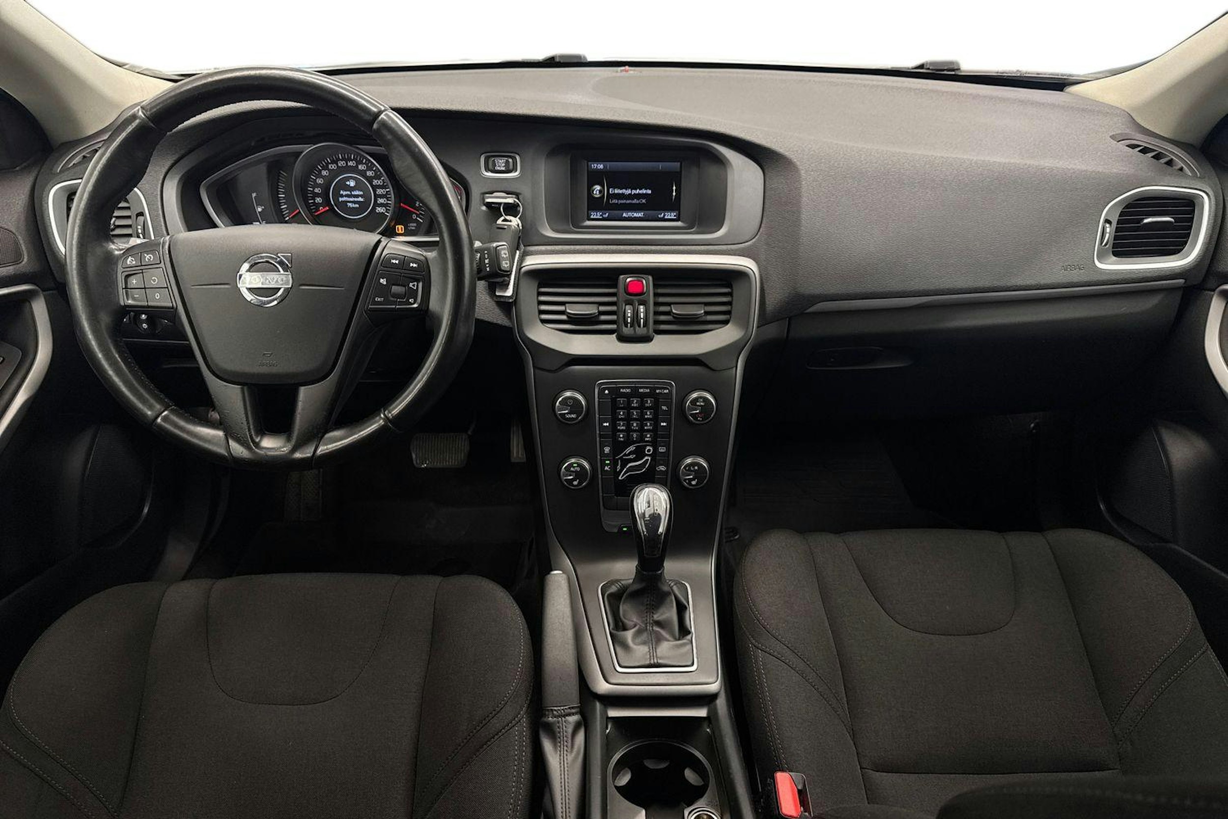 Harmaa Volvo V40 2014 kuva 9.