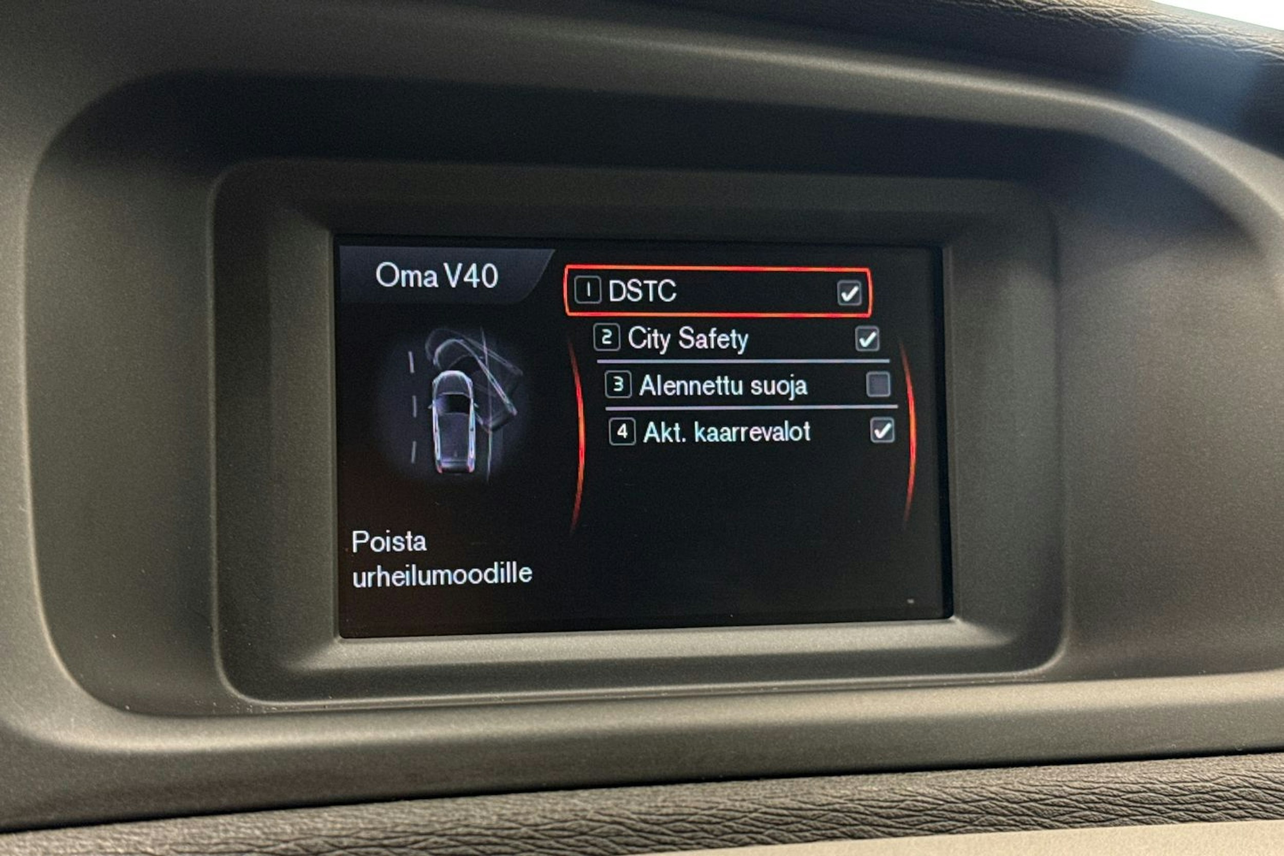 Harmaa Volvo V40 2014 kuva 25.