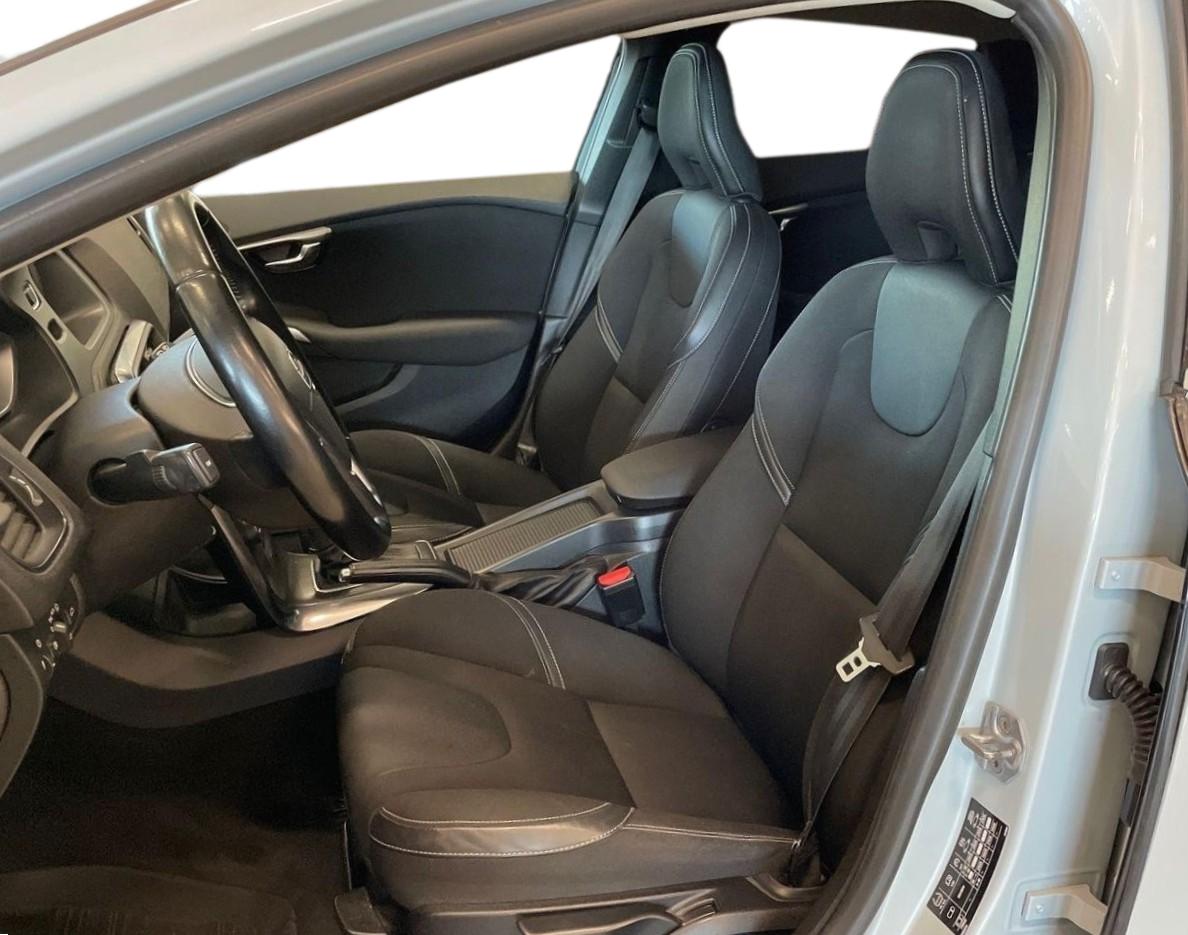 Volvo V40 D2 aut 2014, kuva 6/25