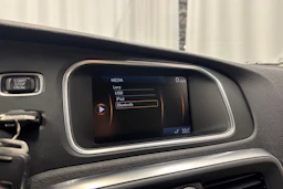 punainen Volvo V40 2014 kuva 19.
