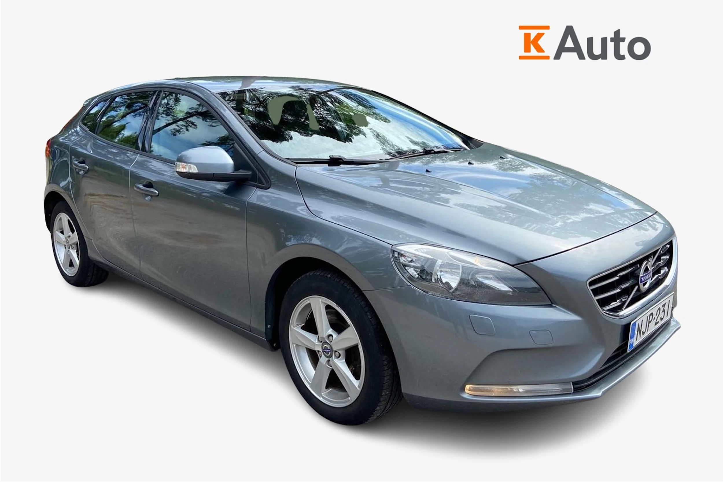 harmaa Volvo V40 2014 kuva 1.