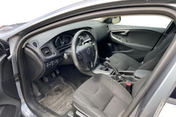harmaa Volvo V40 2014 kuva 3.