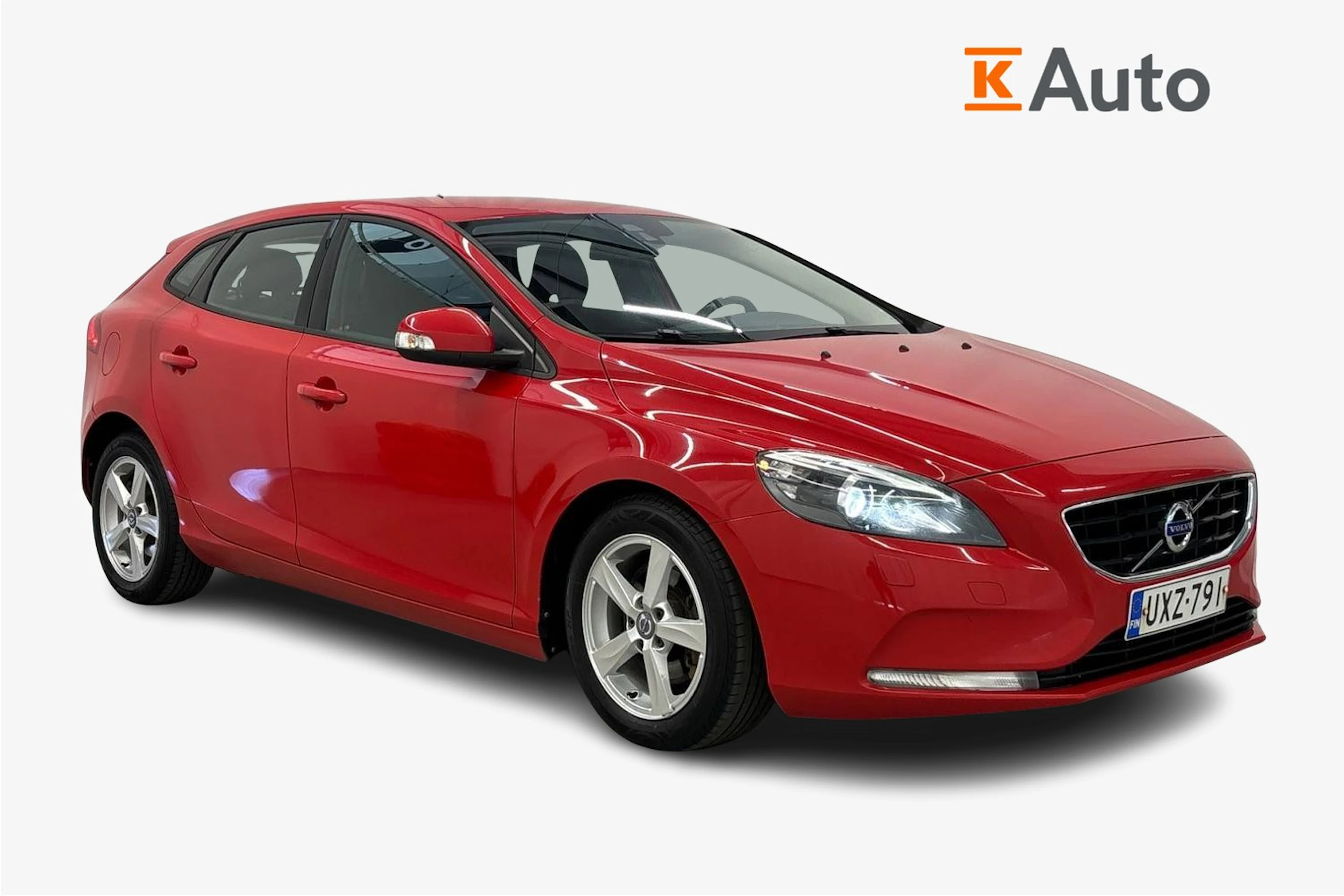 punainen Volvo V40 2014 kuva 1.