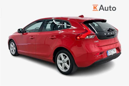 punainen Volvo V40 2014 kuva 2.