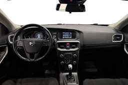 punainen Volvo V40 2014 kuva 7.