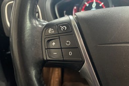 sininen Volvo V40 2015 kuva 15.