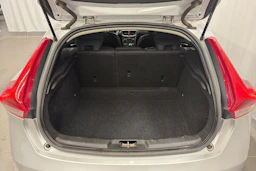 harmaa Volvo V40 2015 kuva 12.