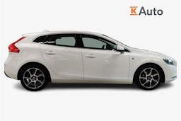 Valkoinen Volvo V40 2015 kuva 5.