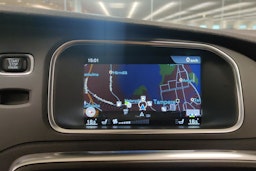 Valkoinen Volvo V40 2015 kuva 14.