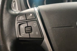 Valkoinen Volvo V40 2015 kuva 19.